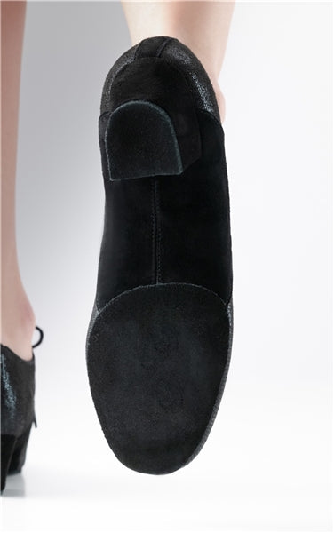 Anna Kern Brienne bedrucktes Leder / Velourleder